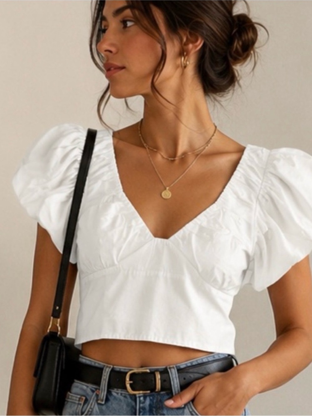 Abercrombie & Fitch White Puff Sleeve V-Neck Crop Top